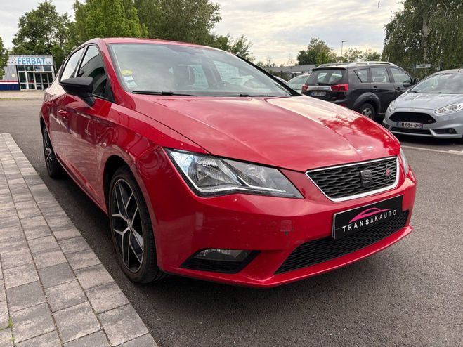 Seat Leon 1.6 tdi 105 style avec feux automatique  ROUGE de 2013