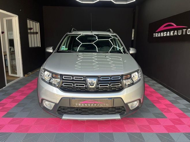 Dacia Sandero TCe 90 cv Stepway SUIVI COMPLET / CAMERA Gris de 2018