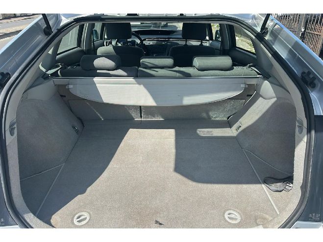 Toyota Prius 136h Active Gris clair de 2011