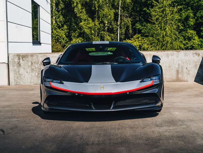 Ferrari SF90 Stradale Grigio Silverstone Lift Carbon First own Gris Mtallis de 