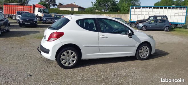 Peugeot 207 207  75 CV (belbex auto A YOLET) Blanc de 2013