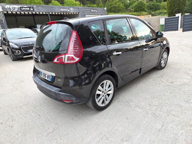 Renault Scenic III Jade DCi 130 ch Noir de 2010