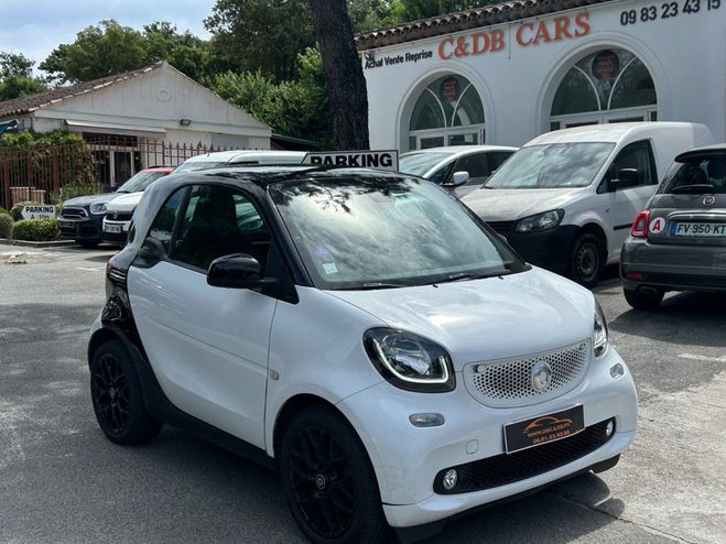 Smart Fortwo COUPE 0.9 90 ch SS BA6 Prime / 1RE MAIN Blanc de 2015