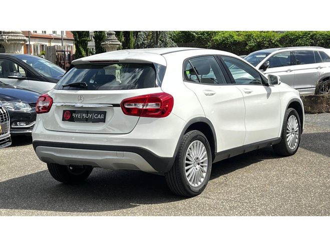 Mercedes Classe GLA 180 d Sensation BLANC de 2016
