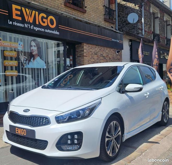 Kia Ceed d Ceed 1.0 T-GDI 120 GT LINE CAMERA DE R Blanc de 2017
