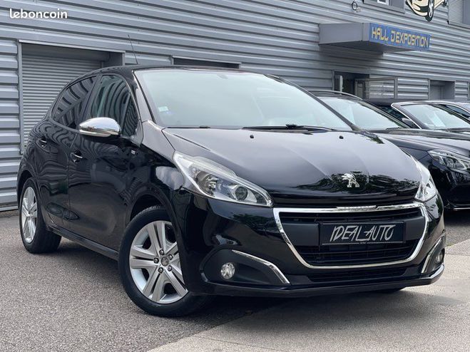 Peugeot 208 1.2 82ch Style 5P Noir de 2017