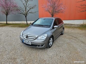  Voir détails -Mercedes Classe B 180 CDI Très Bon Etat... à Rodez (12)