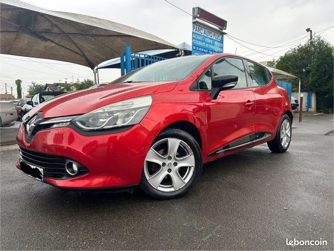 Renault Clio IV 1.5L DCI 90CV ENERGY Rouge de 2013