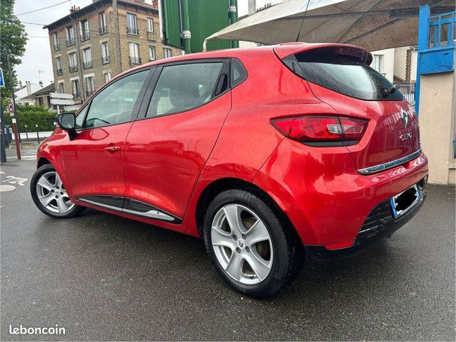 Renault Clio IV 1.5L DCI 90CV ENERGY Rouge de 2013