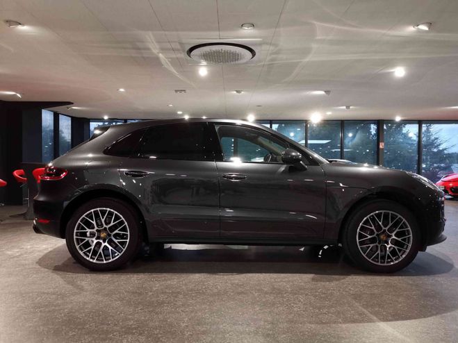 Porsche Macan  GRIS VOLCANO METAL de 2017