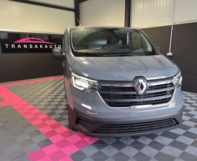 Renault Trafic 2.0 dCi 29 L2H1 Essentiel (EU6d) Gris Mtallis de 