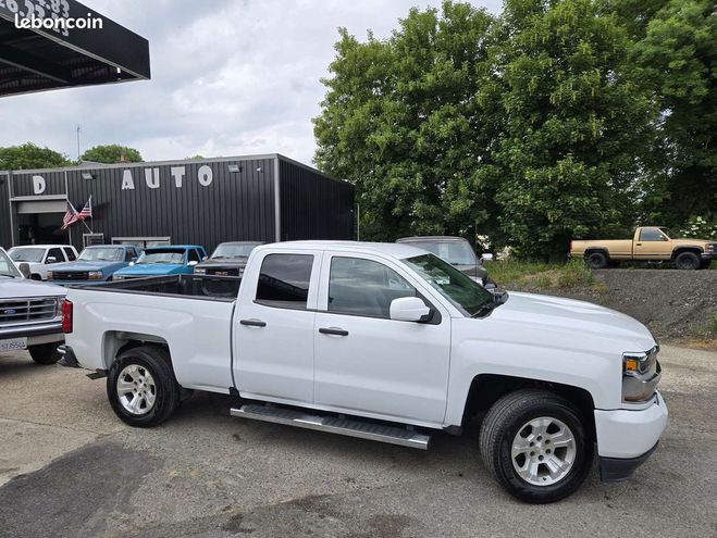 Chevrolet Silverado 4X4 1500 5.3 V8 360ch 4 portes Blanc de 2019