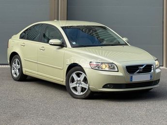  Voir détails -Volvo S40 D5 180 BVA à Roanne (42)