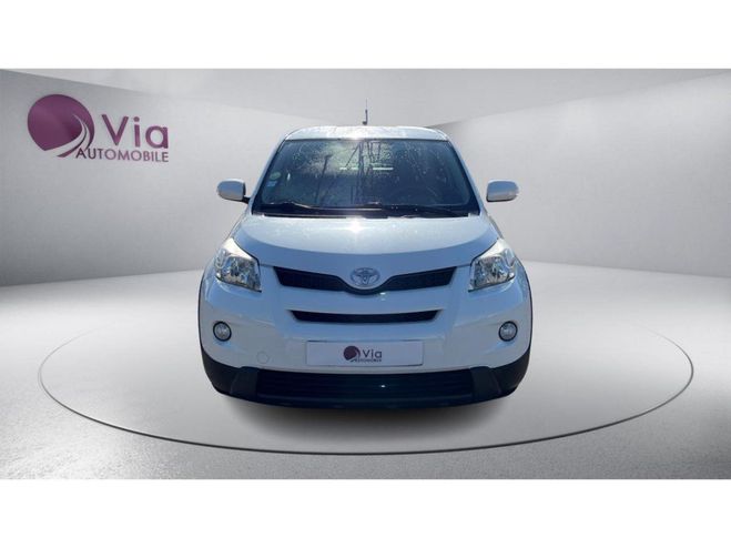 Toyota Urban Cruiser D4D- 90 - ENTRETIEN COMPLET CONSTRUCTEUR BLANC de 2012