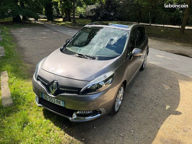 Renault Megane SCNIC 1.2 TCe 132 INITIALE | TOIT OUVRA Gris de 2015