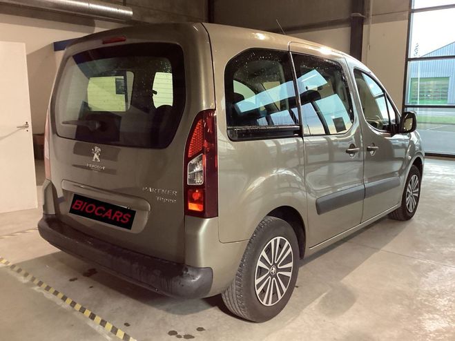 Peugeot Partner 1.6 hdi Active Marron Mtallis de 2012