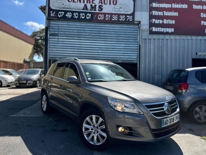 Volkswagen Tiguan 2.0 TDI 140 FAP Confortline GRIS de 2009