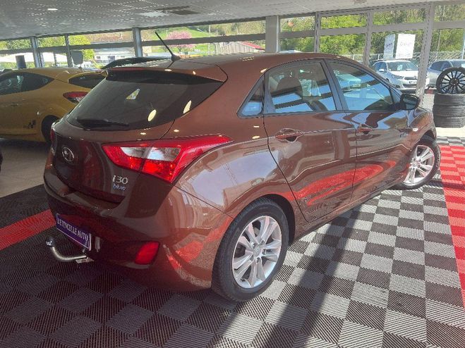 Hyundai I30 1.6 CRDi 110 Blue Drive Pack Inventive L Marron de 2013