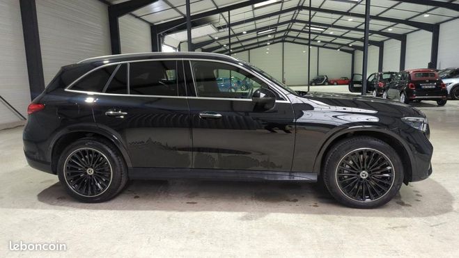 Mercedes GLC Classe 300 9G-TRONIC 4MATIC AMG LINE SUR Noir de 2023