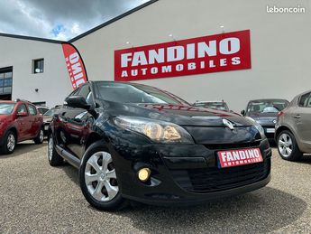  Voir détails -Renault Megane 1.5 Dci 90Ch Expression à Pavie (32)