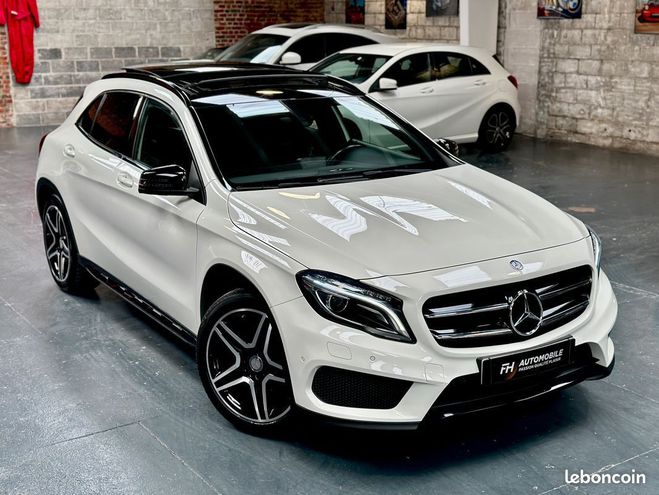 Mercedes Classe GLA Classe 200 AMG Line 1.6L 156 ch Toit ouv Blanc de 2014