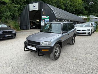  Voir détails -Toyota RAV 4 2.0i 128cv 4WD 3me main à Sathonay-Camp (69)