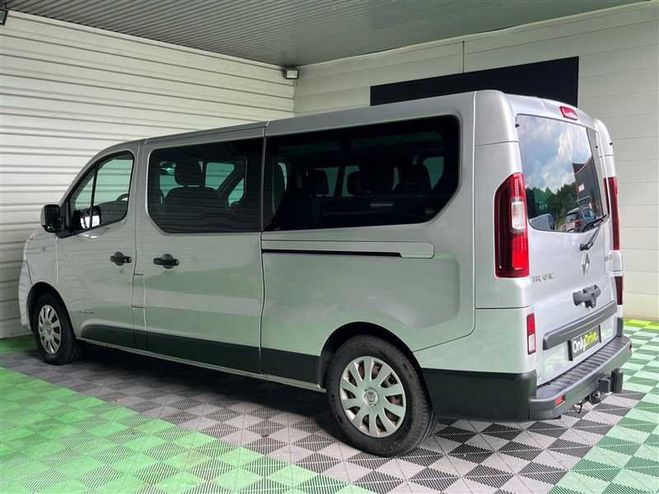 Renault Trafic III COMBI L2 1.6 dCi 125 Energy Zen Gris de 2016