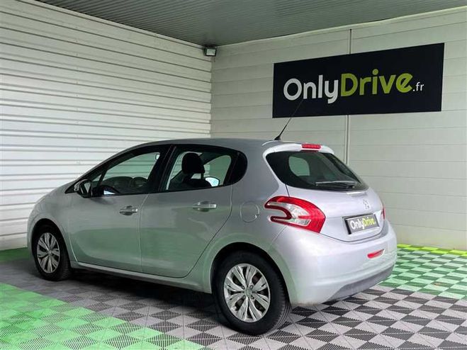 Peugeot 208 1.4 HDi 68ch BVM5 Active Gris de 2012