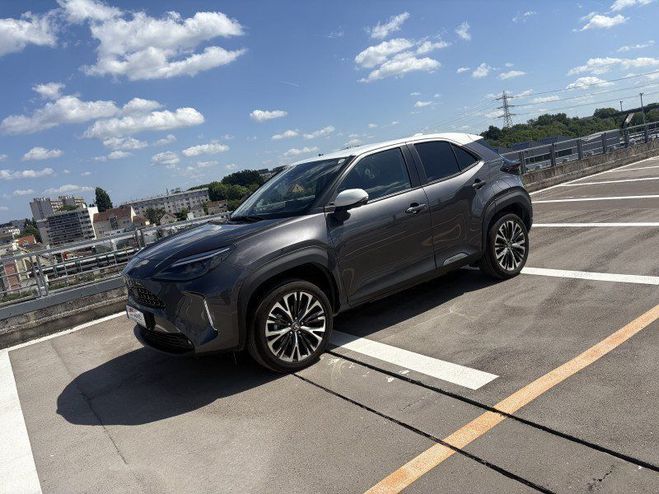 Toyota Yaris CROSS 116H COLLECTION AWD-I MY22 Gris F de 2022