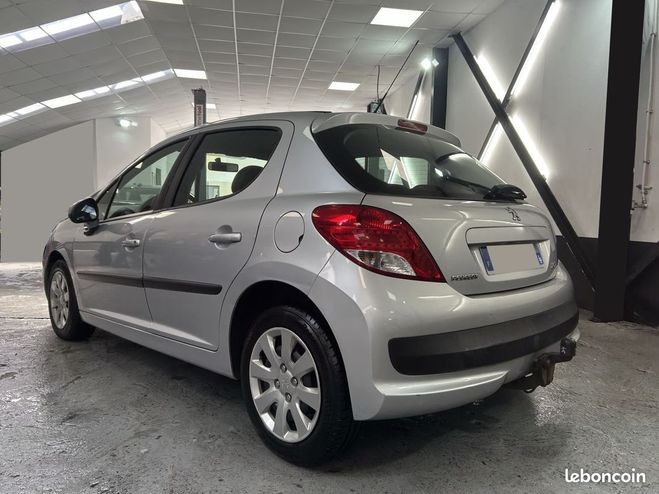 Peugeot 207 1.4HDi 70Ch  de 2010