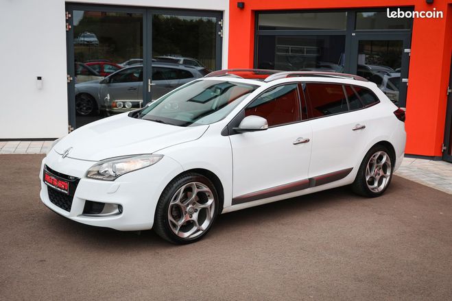 Renault Megane III GT Estate 2.0 TCe 16V 180ch Blanc de 2011