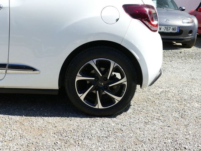 Citroen DS 3 1.2 110 Ch CONNECT CHIC BVM5 CAMERA DE Blanc de 2018