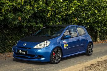  Voir détails -Renault Clio RS SPORT CUP à Izegem (88)