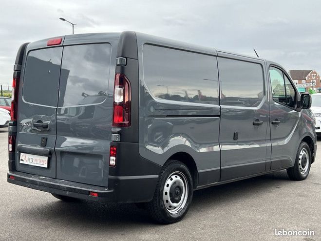 Renault Trafic III FG L2H1 3T 2.0 BLUE DCI 130CH CONFOR Gris de 2022