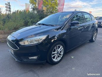  Voir détails -Ford Focus titanium 1.0 ecoboost 125cv garantie à Sannois (95)