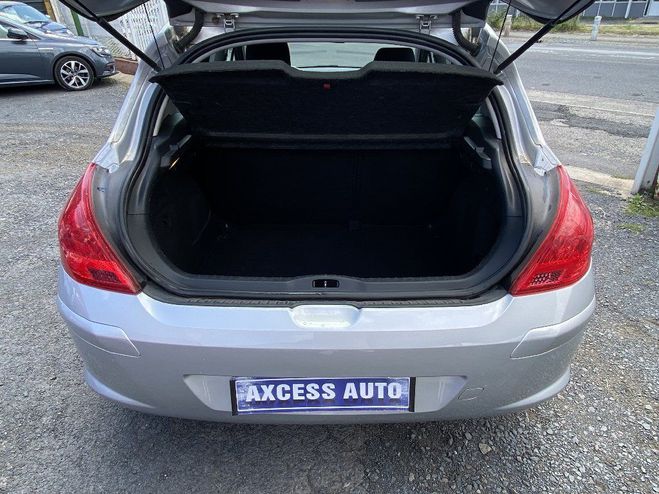 Peugeot 308 1.6 HDi 112ch BVM6 Premium Gris Clair de 2011