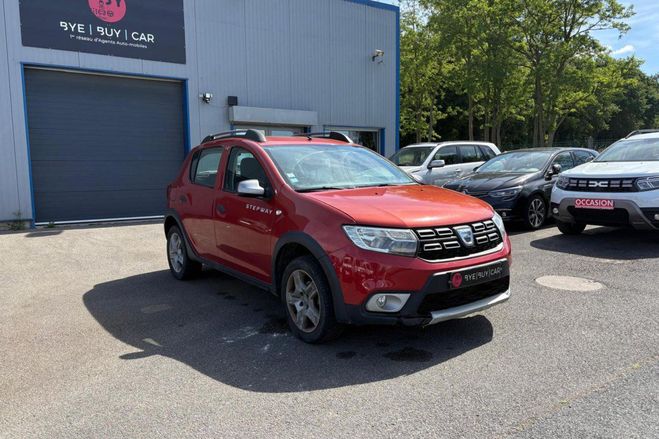 Dacia Sandero STEPWAY 1.5 DCI 90 CH GTIE 12 MOIS ROUGE CLAIR de 2017