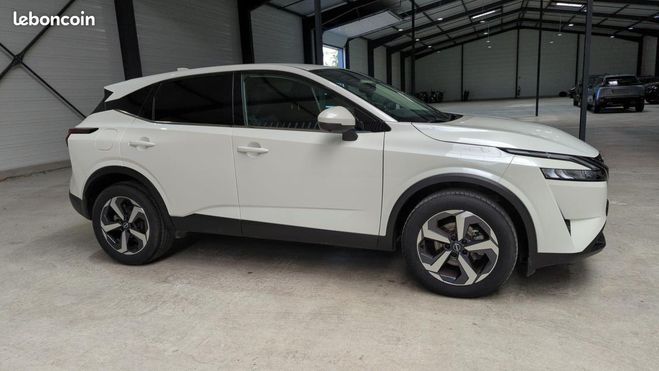 Nissan Qashqai MILD HYBRID 158 CH XTRONIC N-CONNECTA Blanc de 2024