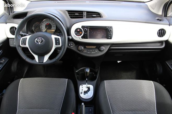 Toyota Yaris Dynamic Blanc de 2014