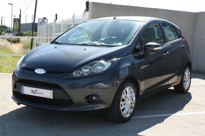 Ford Fiesta 1.4 TDCI 68CH AMBIENTE 5P Bleu de 2010
