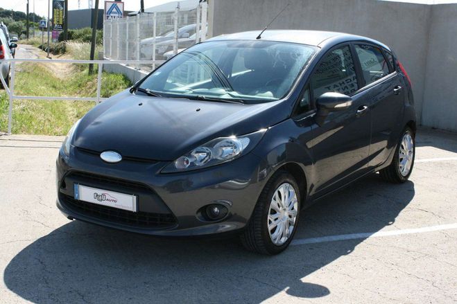 Ford Fiesta 1.4 TDCI 68CH AMBIENTE 5P Bleu de 2010