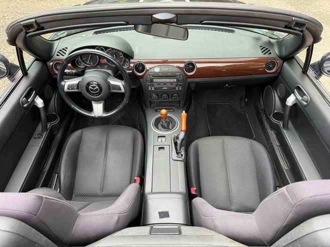 Mazda MX5 5 MX5 NC 1.8i MZR 126cv Energy Bose 2e m Noir de 2006