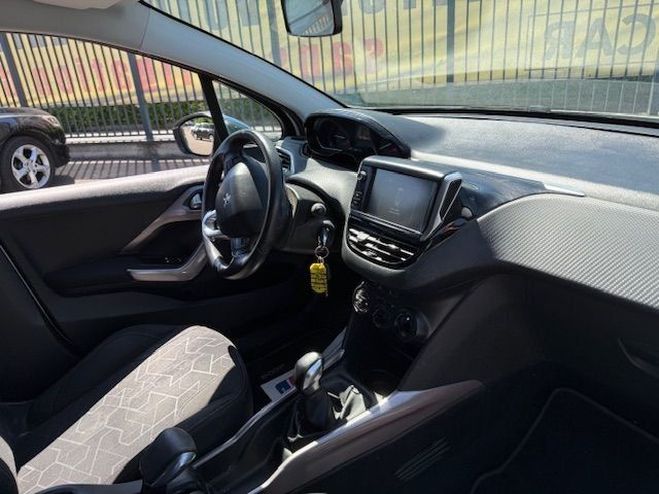 Peugeot 2008 1.2 PURETECH 82CH STYLE Blanc de 2016