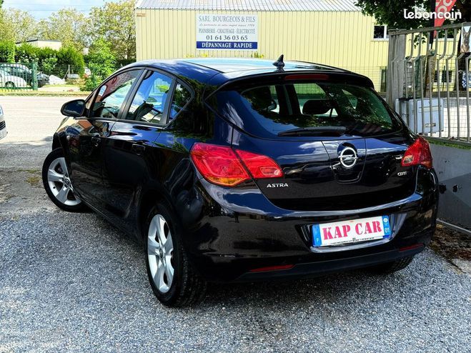 Opel Astra IV 1.7 CDTI 110 Enjoy- Garantie 6 mois Noir de 2010