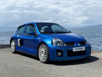  Voir détails -Renault Clio V6 3.0 SPORT Phase 2 à Lugrin (74)