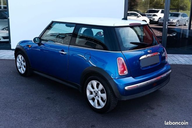Mini Cooper Copper One d (R50-53) 1.4 CRDTi 88ch 1r Bleu de 2005
