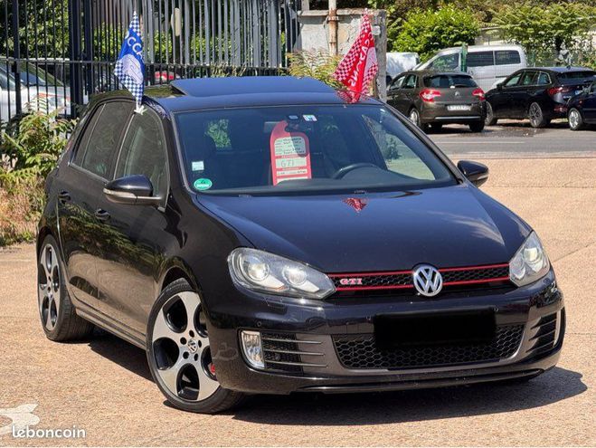 Volkswagen Golf VI GTI 2.0 TFSI 210CV anne 08-2010 229. Noir de 2010