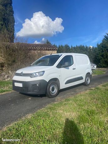  Voir détails -Citroen Berlingo v4 taille m bhdi 75 club à Carlus (81)