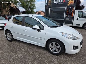  Voir détails -Peugeot 207 1.4l 95ch Forever à Duppigheim (67)