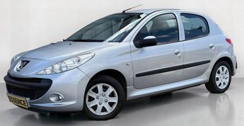  Voir détails -Peugeot 206 + (TU3) 1.4e - 75ch (5 cv) - BVM5 - 5 Po à Thiers (63)